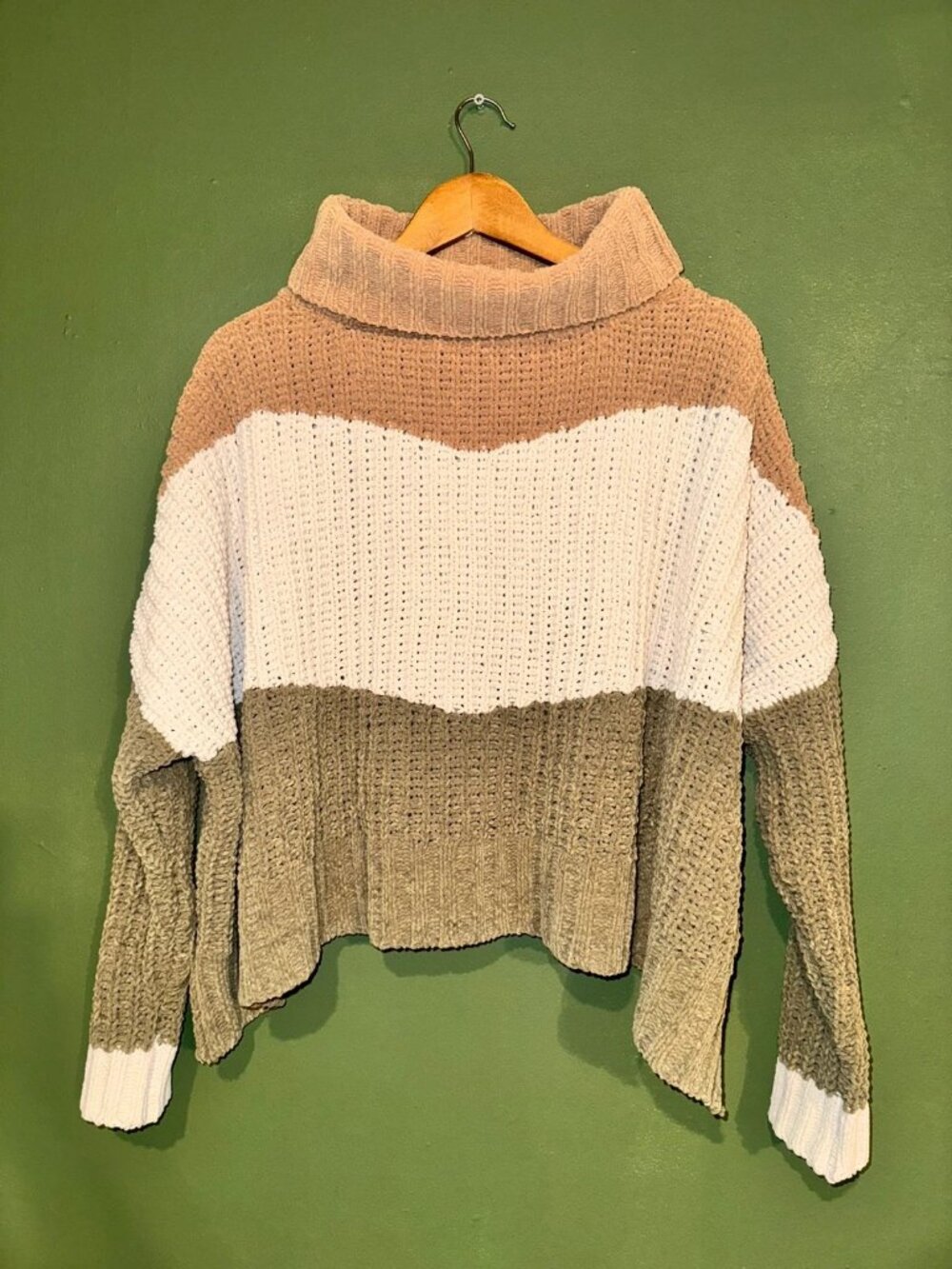 POL Tan White Olive Colorblock Chunky Chenille Cowl Neck Sweater S
